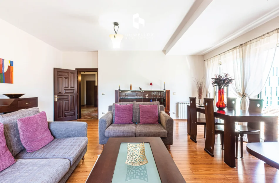 Me Qera: GOLDEN Apartament 💫 2+1+2Wc & 2 Ballkone📍(Në ZEMËR  të Bllok - Credins Bank/Rr. Pjetër Bogdani) Sip. 140 m² (1300€/muaj)