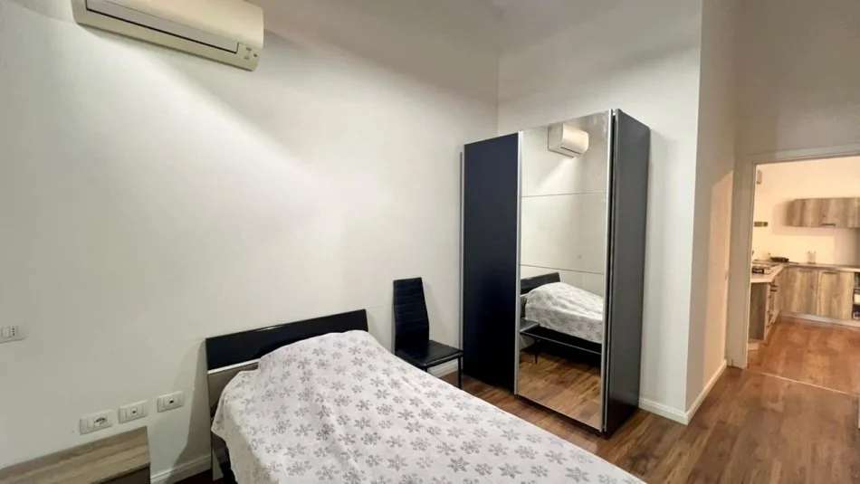 Me Qera : 2+1+2wc📍Zogu i Zi (Ring Center) - Pallat i Ri - 650€-  S.110m² || Shume prane rrethrrotullimit🔥