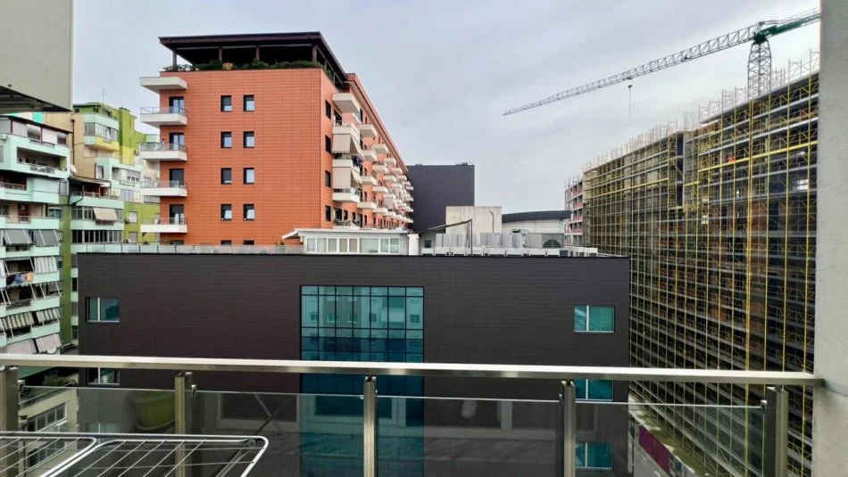 Me Qera : 2+1+2wc📍Zogu i Zi (Ring Center) - Pallat i Ri - 650€-  S.110m² || Shume prane rrethrrotullimit🔥