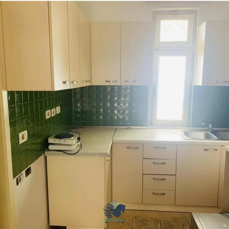 Tirane, jepet me qera shtepi 2+1 Kati 1, 120 m² 600 € (Jepet Me Qera Shtepi Private Tek 21 Dhjetori)