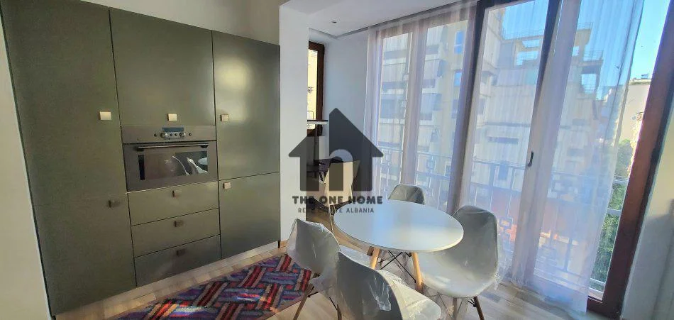 Tirane, jepet me qera apartament 1+1+Ballkon Kati 5, 64 m² 550 € (Myslym Shyre)