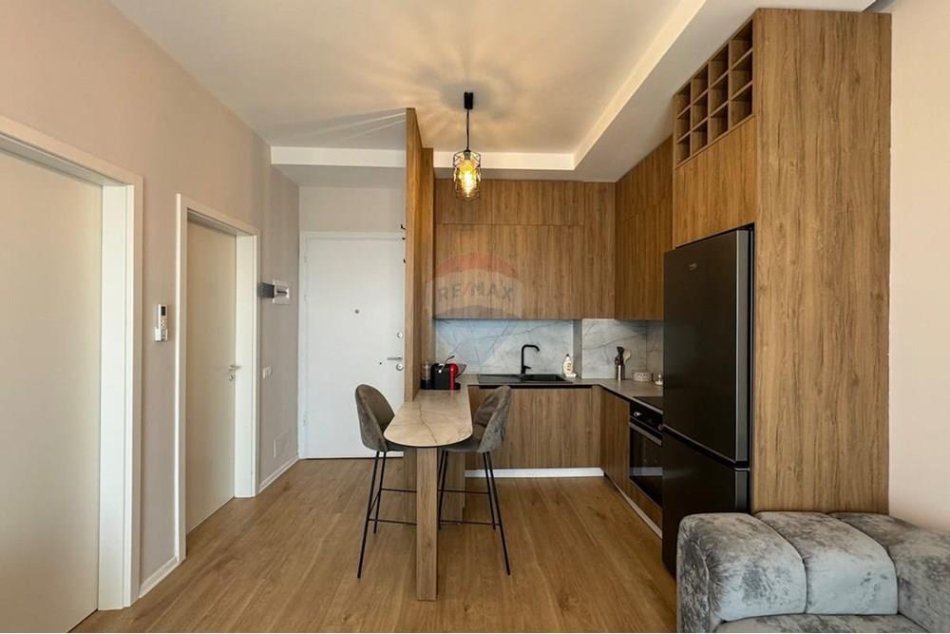 Tirane, jepet me qera apartament 1+1 Kati 2, 68 m² 550 € (Siri kodra)