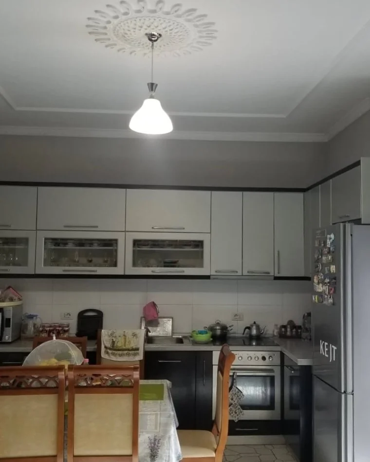 Tirane, shes 3 Katshe , 125 m² 730.000 € (prane marin barletit)