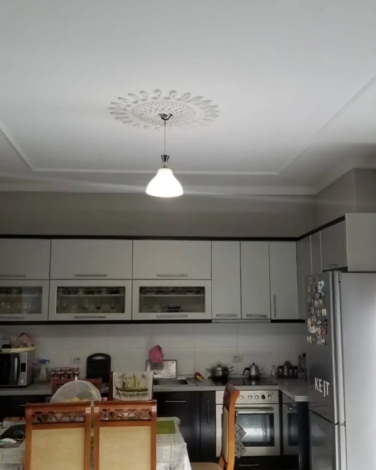 Tirane, shes 3 Katshe , 125 m² 730.000 € (prane marin barletit)