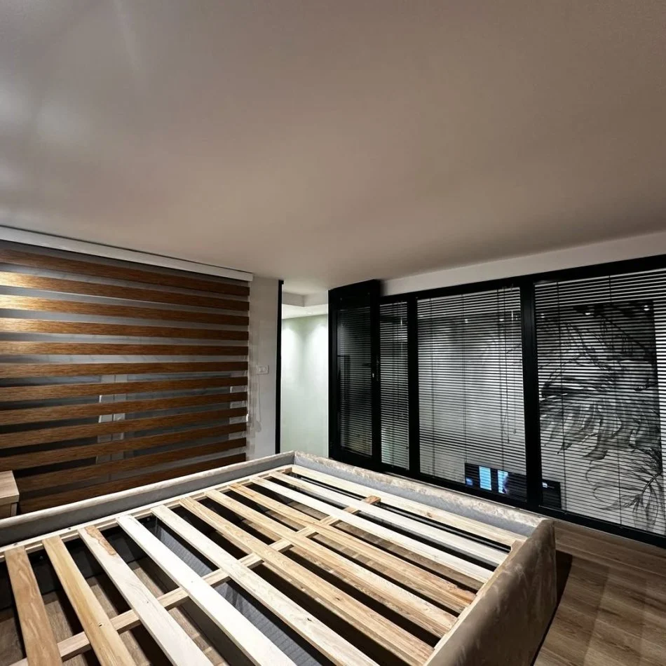 Tirane, shitet apartament duplex 1+1 Kati 0, 55 m² 105.000 € (pallati me Shigjeta)