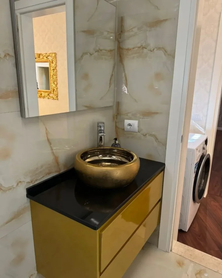 Tirane, jap me qera apartament 2+1 Kati 0, 100 m² 700 € (Liqeni I Thate)