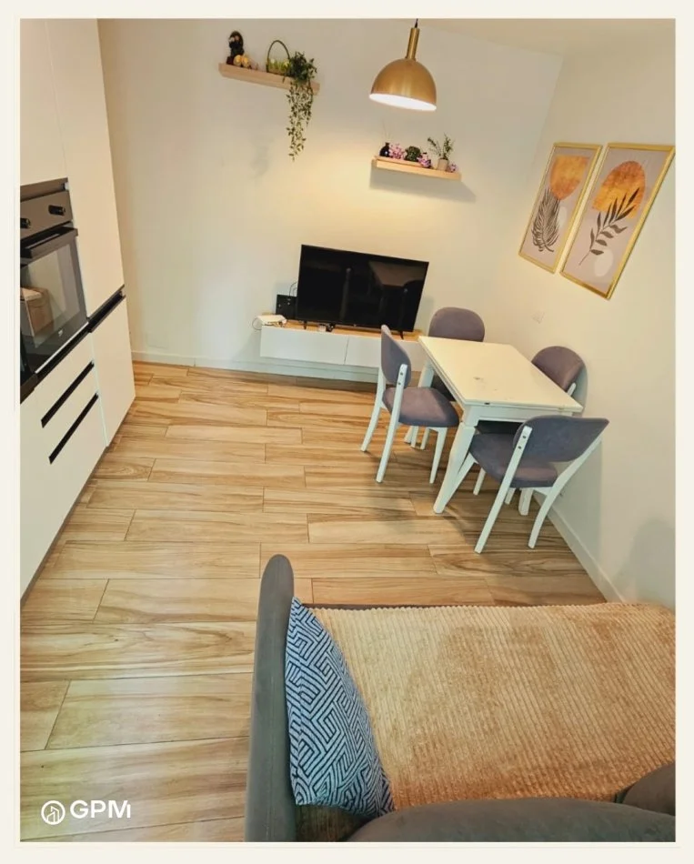 Tirane, jepet me qera apartament 2+1 Kati 1, 67 m² 750 € 