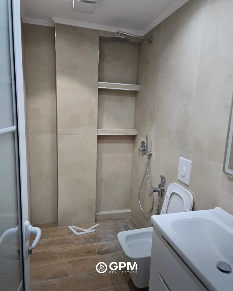 Tirane, shitet apartament 1+1 Kati 3, 50 m² 115.000 € 