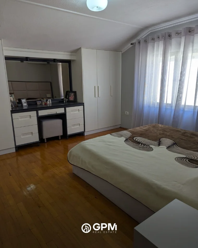 Vilë tre katëshe në shitje në Don Bosko‼️