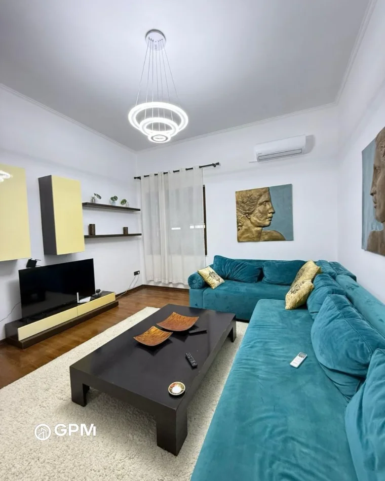 Tirane, jepet me qera apartament 2+1 Kati 4, 120 m² 1.000 € 