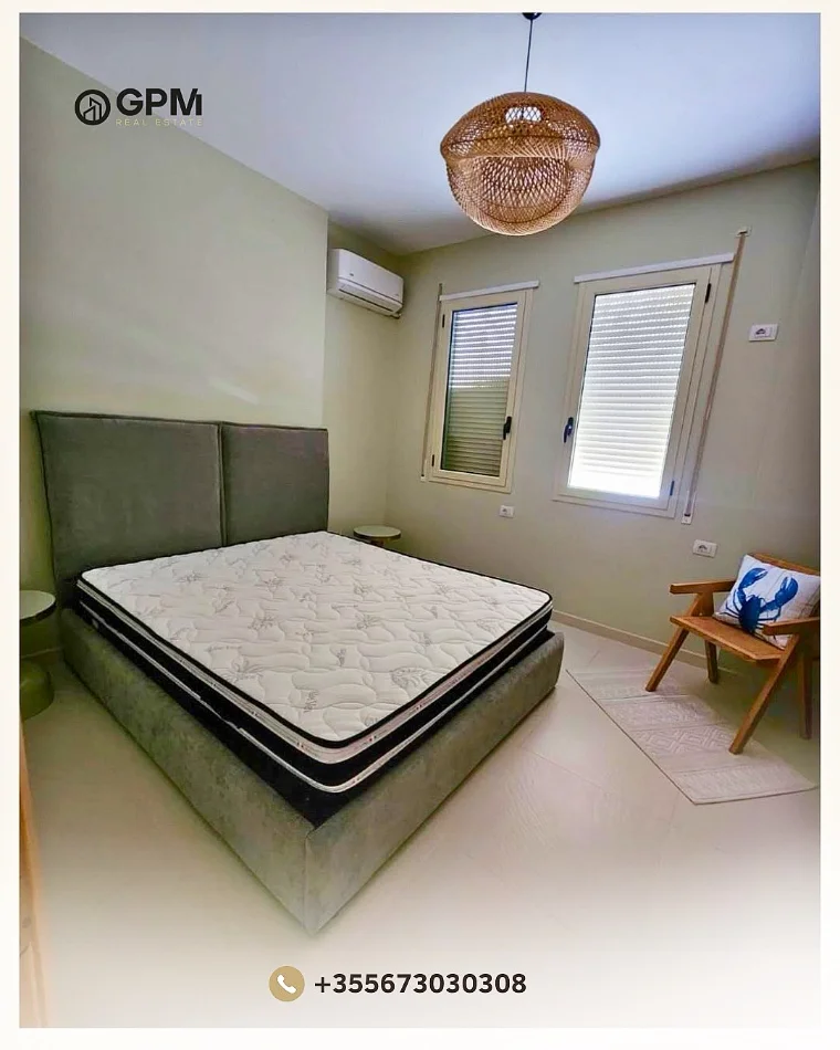 Apartament modern 2+1 ne shitje ne Radhime, ne vije te pare me pamje nga deti. 🌊 Çmim Okazion