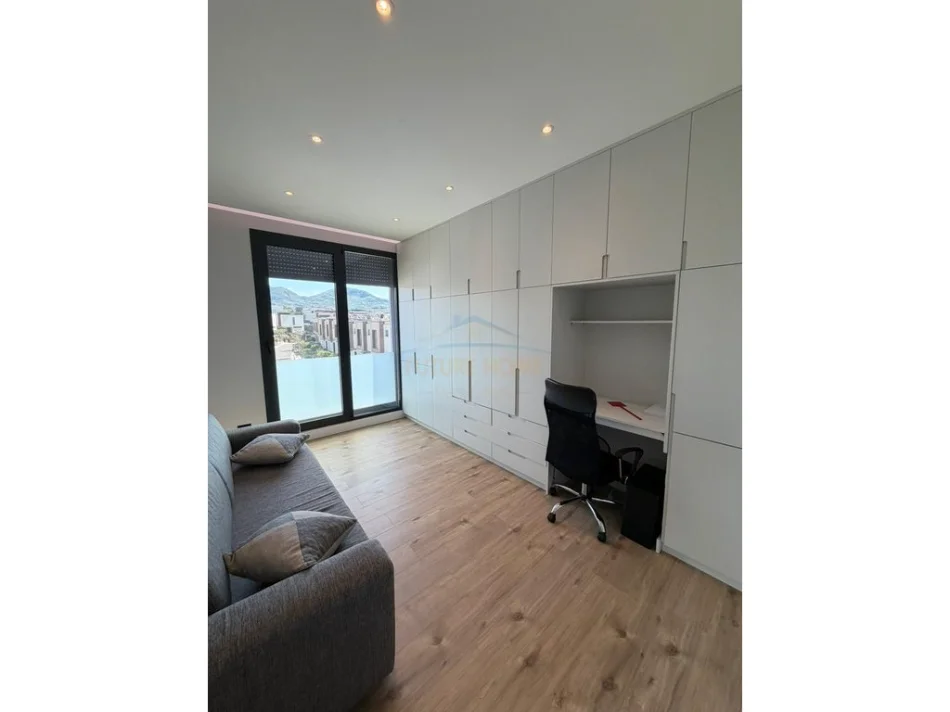 Tirane, shitet apartament 3+1+2+2 PARKIME , Kati 2, 130 m² 495.000 € (TEG , Sofia Hill Residence)