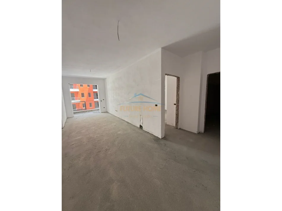 Tirane, shitet apartament 1+1 Kati 3, 69 m² 76.200 € (PASKUQAN , Space City)