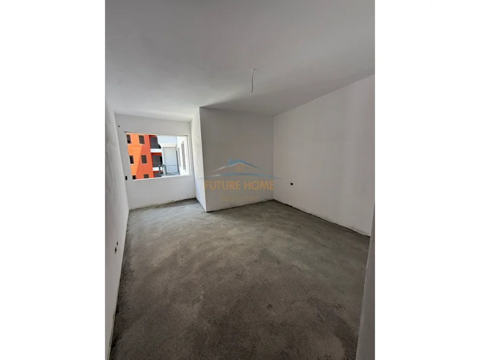 Tirane, shitet apartament 1+1 Kati 3, 69 m² 76.200 € (PASKUQAN , Space City)