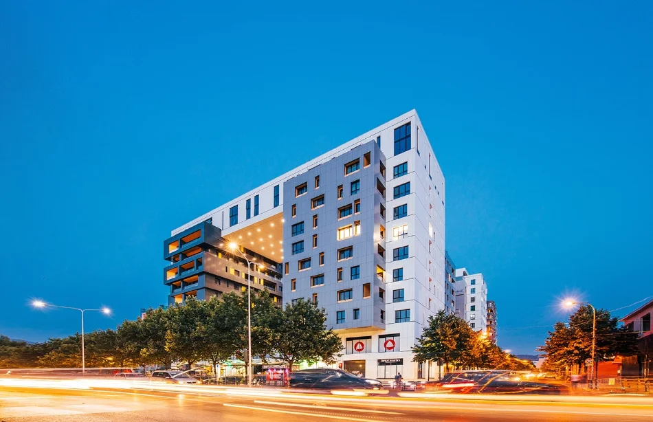 Tirane, shitet zyre , 72 m² 252.000 € (Kompleksi Square 21)