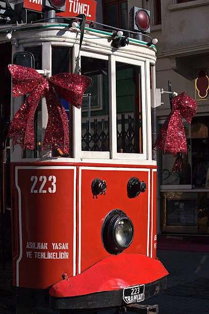 Tirane, oferte City-tour | Vizita qytetesh Udhëtim në Stamboll