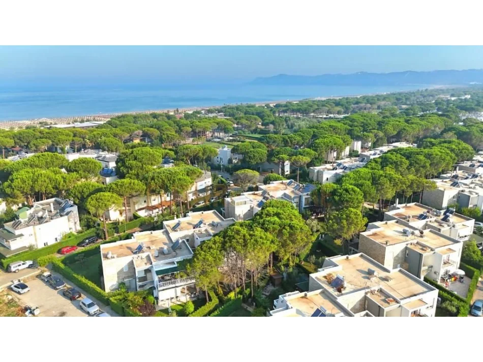 Durres, shitet apartament 1+1 Kati 2, 66 m² 135.000 € (Lura 1, Gjiri i Lalzit)