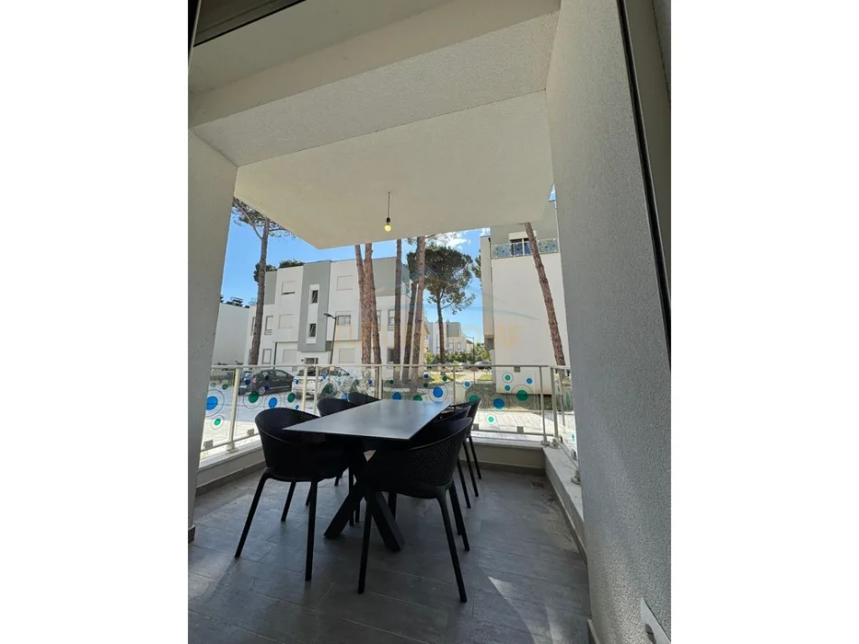 Durres, shitet apartament 1+1 Kati 0, 62 m² 173.500 € (Perla Lalz , Gjiri i Lalëzit)