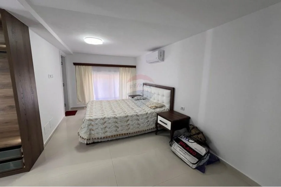 Tirane, jepet me qera apartament duplex Dublex Kati 1, 137 m² 1.000 € (Kodra e Diellit)