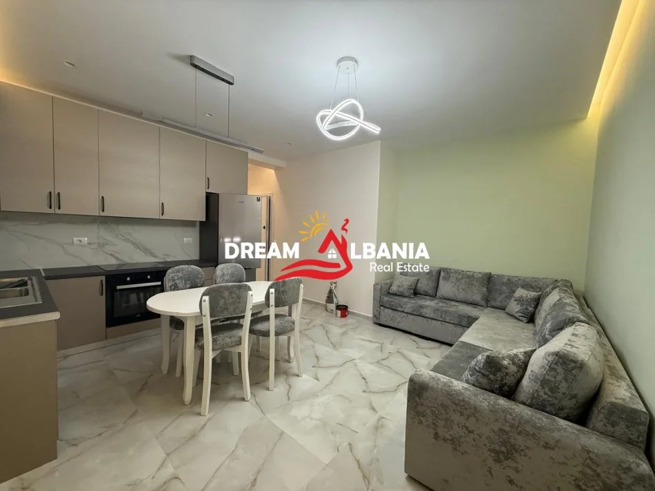 Tirane, jepet me qera apartament 1+1+Ballkon Kati 3, 70 m² 600 € (ne Selite Residenca Aleksandros)