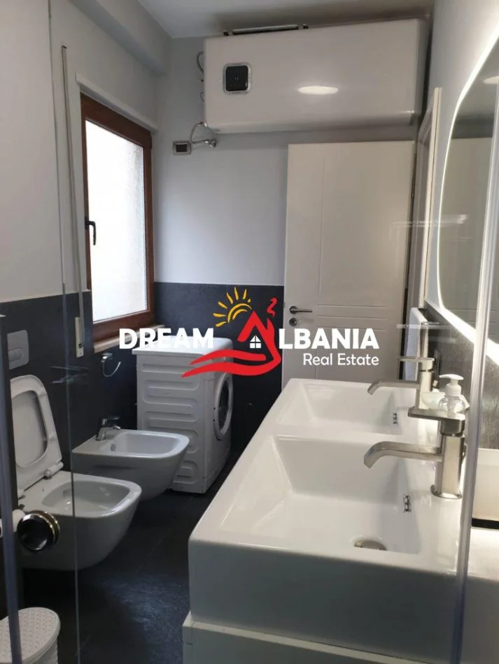 Tirane, shitet apartament 3+1 Kati 2, 121 m² 350.000 € (te Liqeni i Thate rruga Peti)