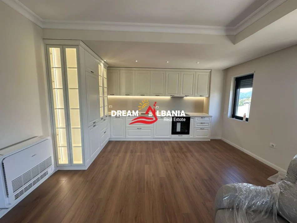 Tirane, shitet apartament 3+1 Kati 4, 134 m² 300.000 € (tek Residenca Kodra e Diellit 2 prane British High School)