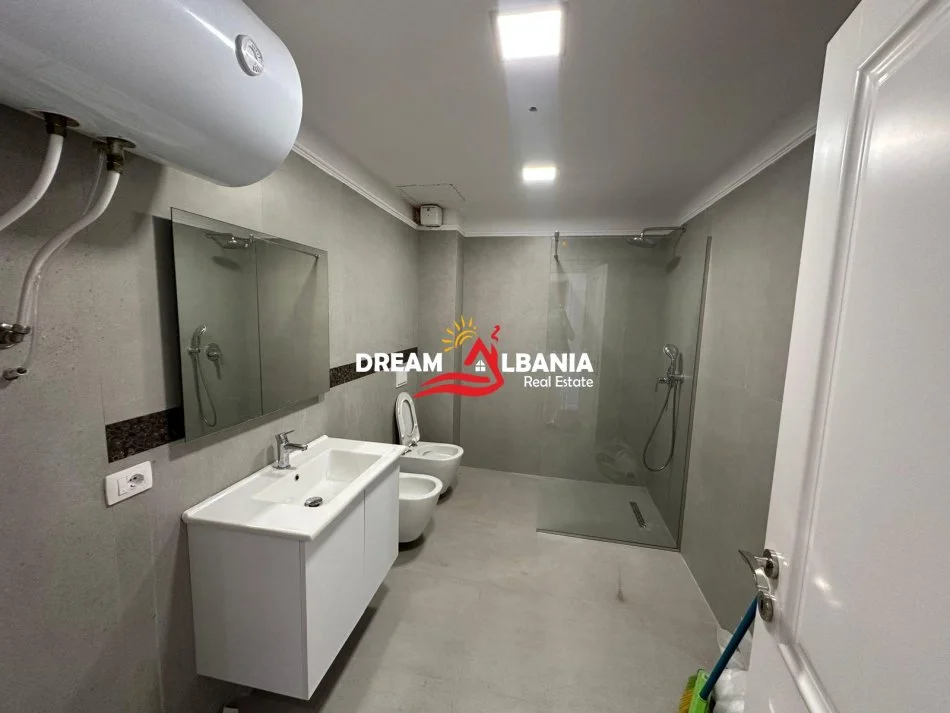 Tirane, shitet apartament 3+1 Kati 4, 134 m² 300.000 € (tek Residenca Kodra e Diellit 2 prane British High School)