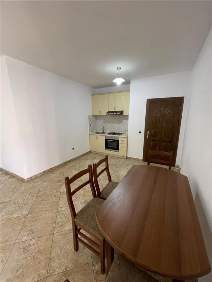 Durres, shitet apartament 1+1 Kati 2, 81 m² 76.000 € (Rruga Rrota e Kuqe)