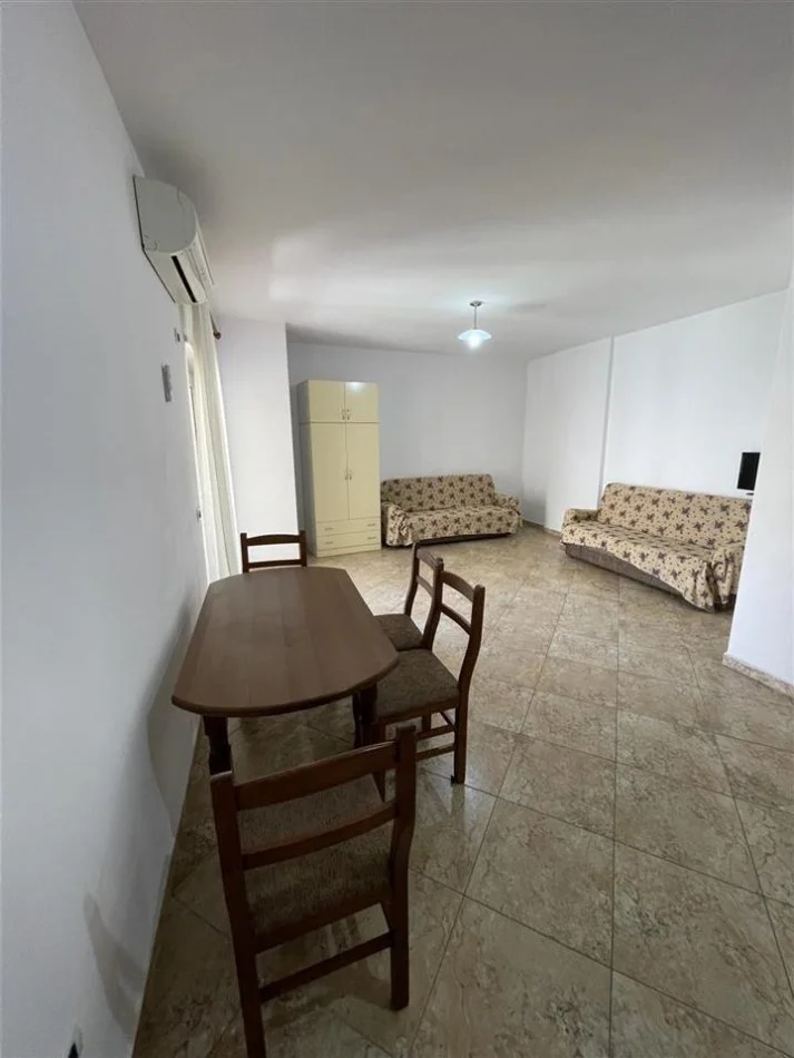 Durres, shitet apartament 1+1 Kati 2, 81 m² 76.000 € (Rruga Rrota e Kuqe)