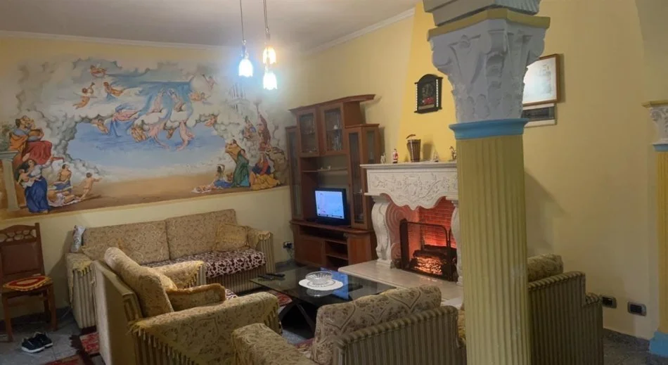 Tirane, jepet me qera apartament 2+1+Ballkon Kati 2, 90 m² 600 € (21 Dhjetori)