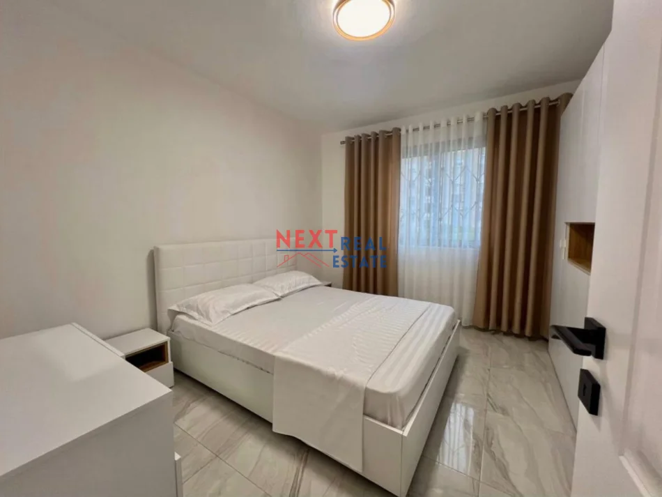 Vlore, shitet apartament 1+1+Ballkon Kati 1, 60 m²