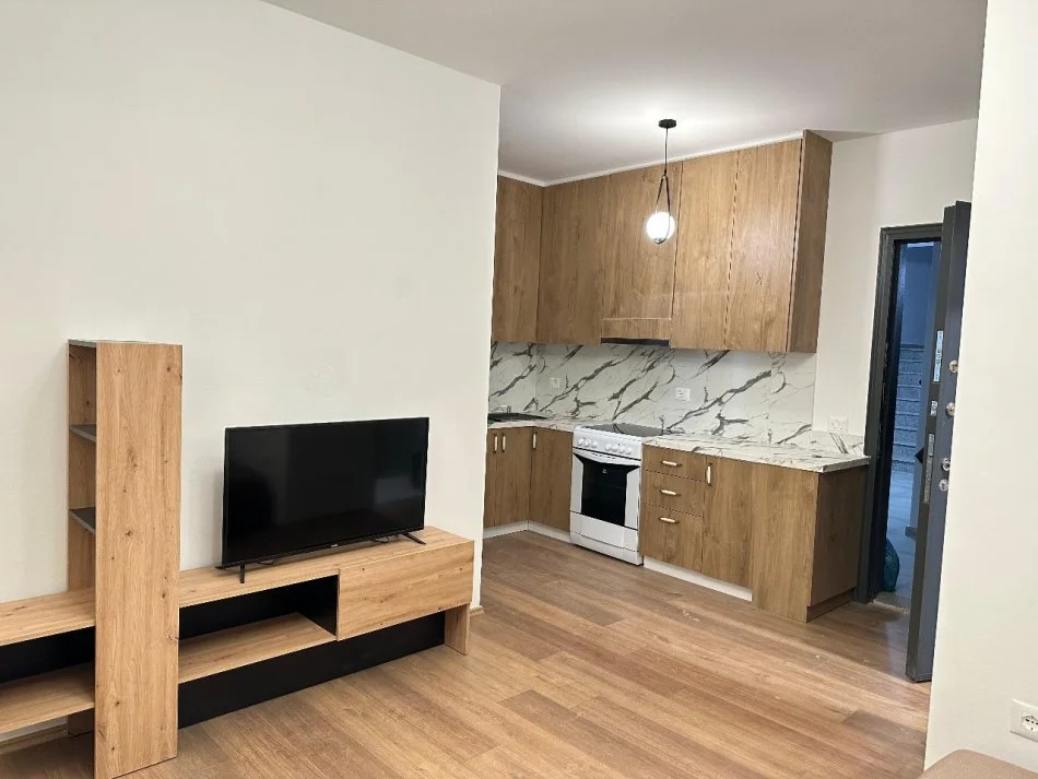 Tirane, shitet apartament 1+1 Kati 9, 52 m² 70.000 € (Astir (Vila L))