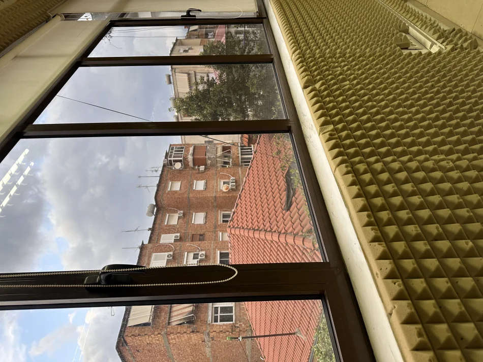 Tirane, jap me qera ambjent biznesi Kati 2, 350 m² 3.000 € (Rruga Pjetër Budi, Tirane)