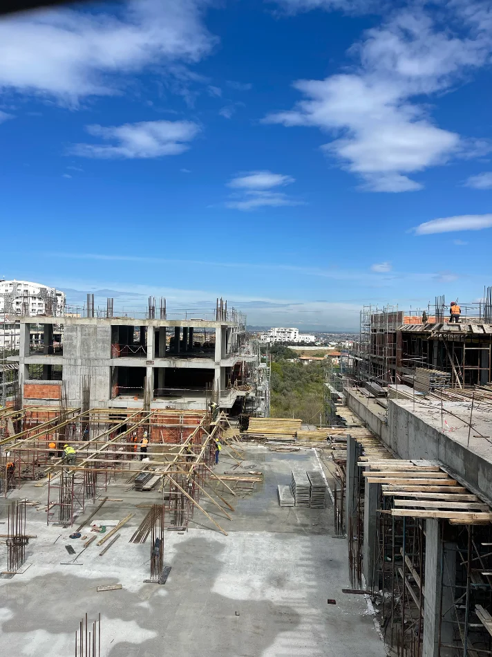 Tirane, shitet apartament 2+1+Ballkon Kati 5, 135 m² 228.600 € 