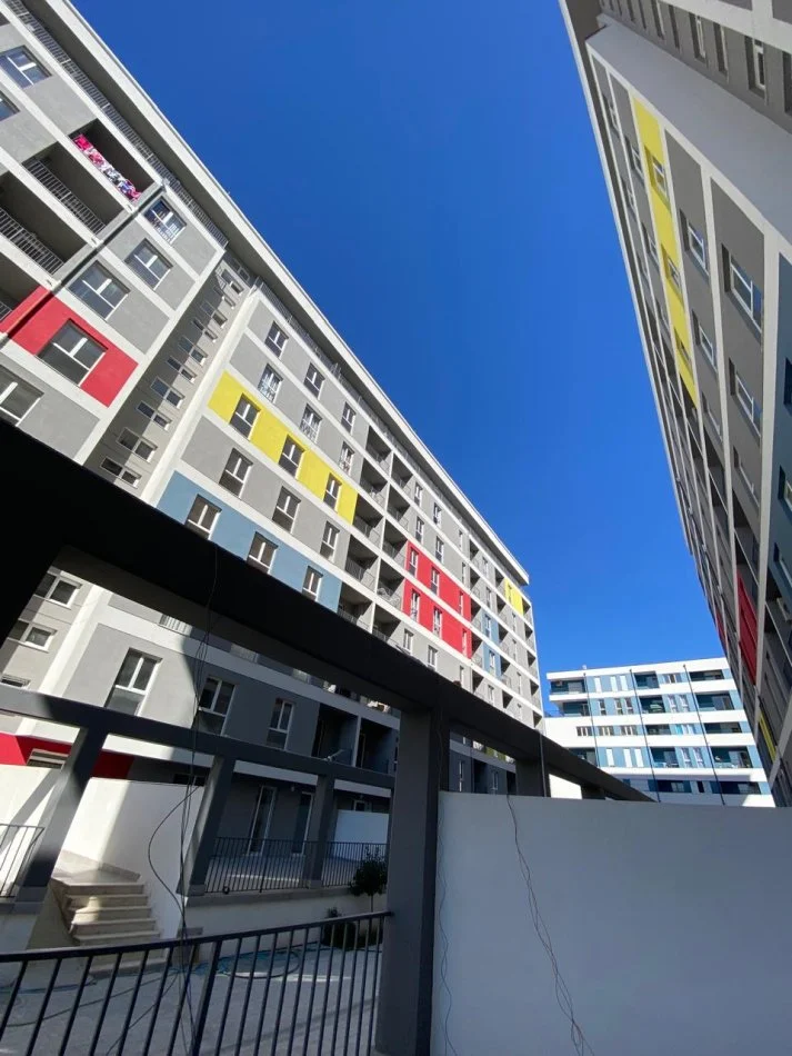 Tirane, jepet me qera apartament 1+1+Ballkon Kati 2, 63 m² 400 € (Univers City)