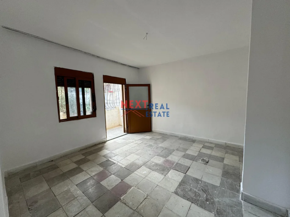 Vlore, shitet apartament 1+1+Ballkon , 73 m² 45.000 € (RRUGA E RE)