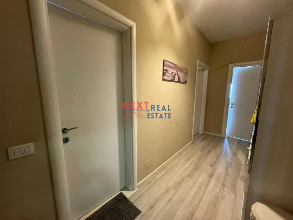 Vlore, shitet apartament 1+1+Ballkon Kati 4, 86 m² 284.460 € (LUNGOMARE)