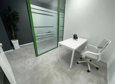 Tirane, jepet me qera zyre Kati 2, 20 m² 270 € (rruga e kavajes)