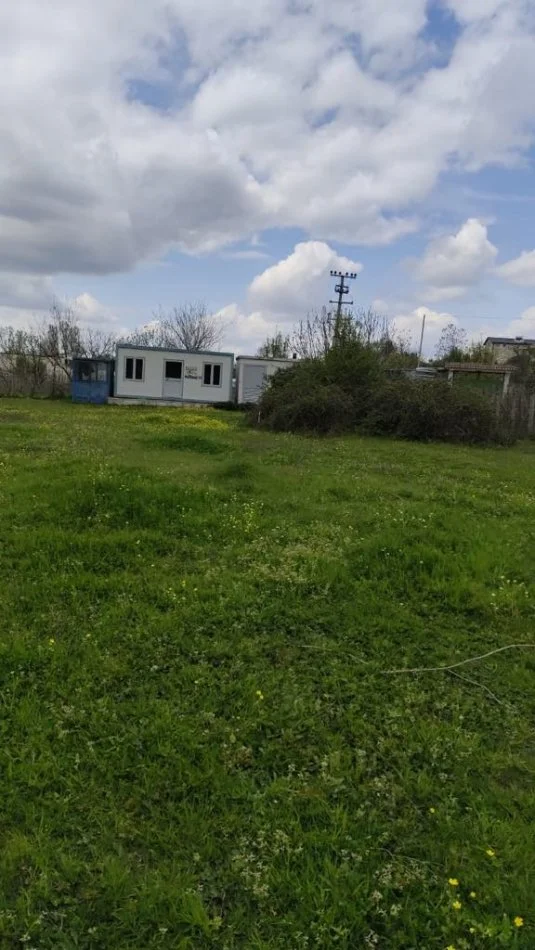 Tirane, shitet toke , 6.632 m² 332.000 € (Vishnje)