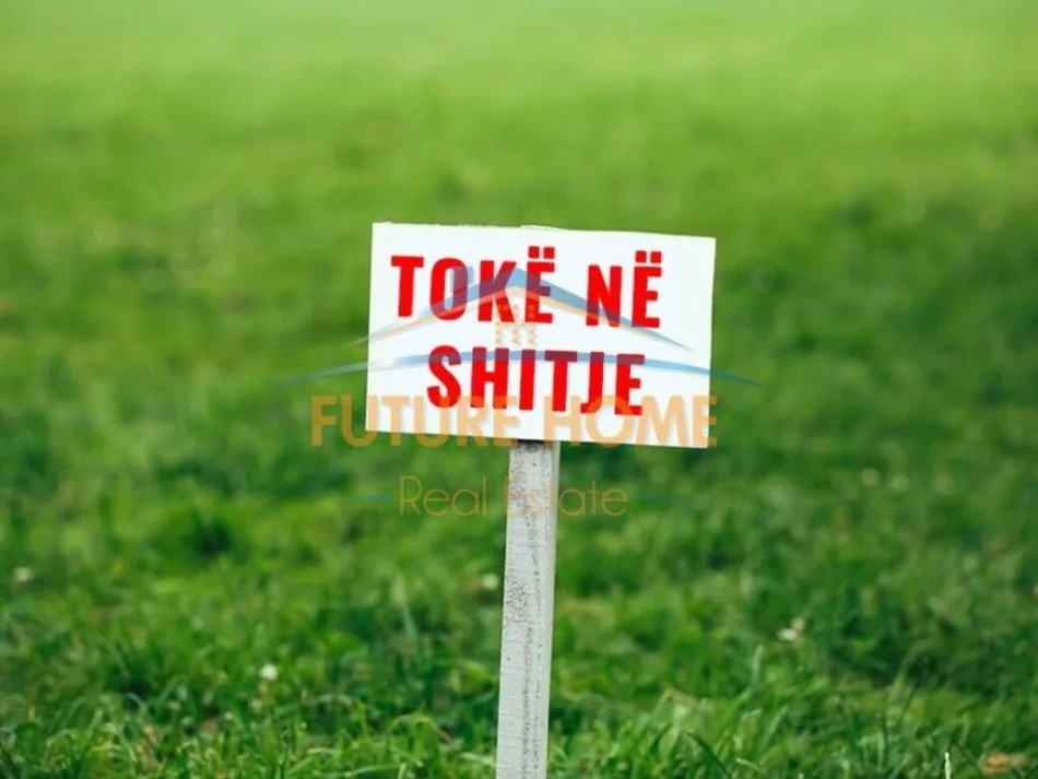 Tirane, shitet toke , 210 m² 42.000 € (Tiranë - Laknas)