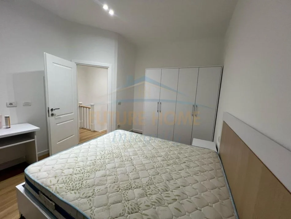 Tirane, jepet me qera shtepi 2 Katshe Kati 0, 50 m² 800 € (Hoxha Tahsim)