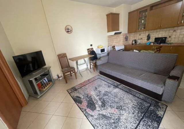 Tirane, jepet me qera Kati 2, 500 Euro