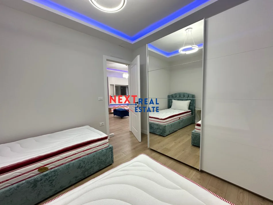 REZERVO PRONEN VETEM ME 500€! Vlore, shitet apartament 2+1+Ballkon, , 76 m² 190,000 € (Uje i Ftohte)