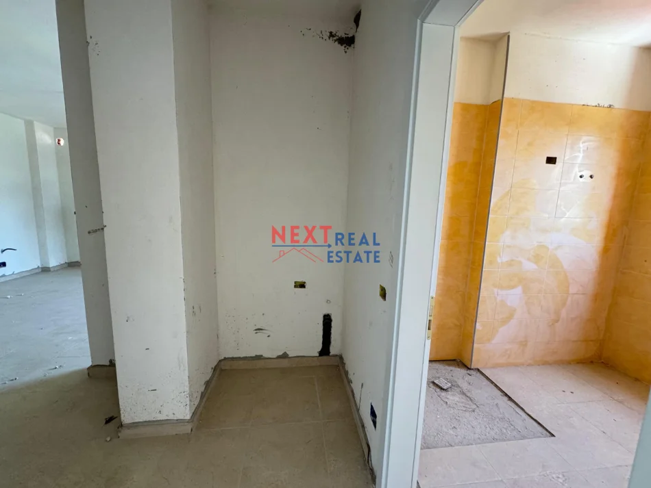 REZERVO PRONEN VETEM ME 500€! Vlore, shitet apartament 1+1+Ballkon Kati 5, 71 m² 99.500 € (PELIVAN LESKAJ, VLORE)