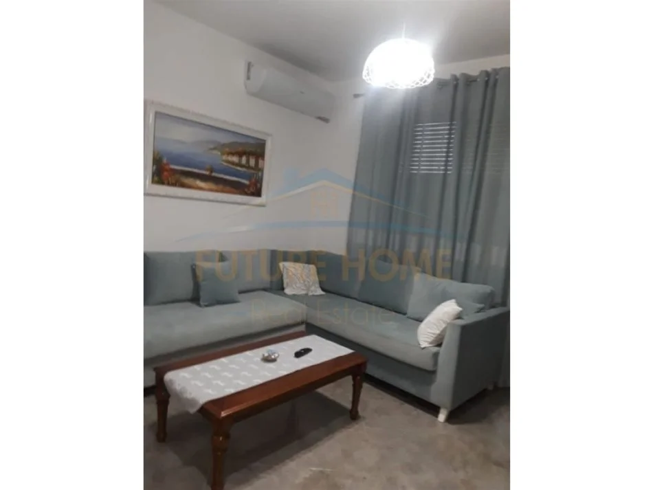 Gjiri I Lalëzit, jepet me qera apartament 2+1 Kati 2, 92 m² 800 €