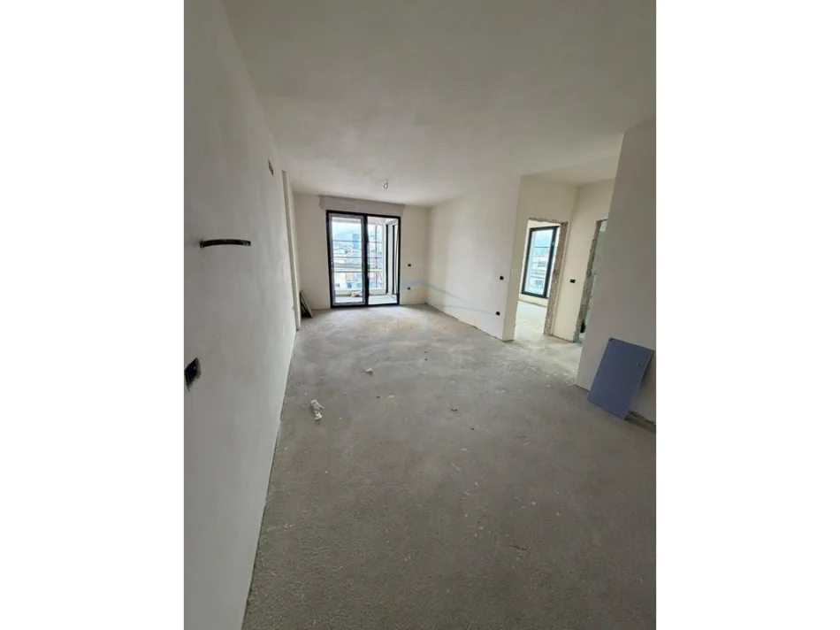 Tirane, shitet apartament 2+1+2 Kati 8, 100 m² 271.890 € (WHITE TOWER RESIDENCE , Komuna e Parisit)