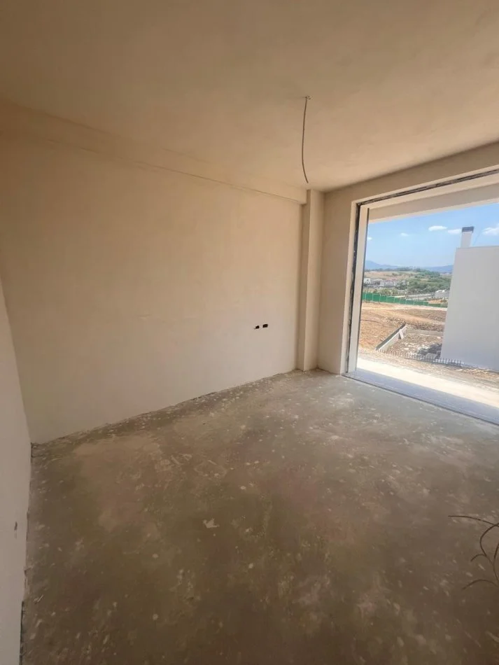 Tirane, shitet apartament 1+1 Kati 1, 82 m² 159.412 € (TEG, TULIPAN REZIDENCE)