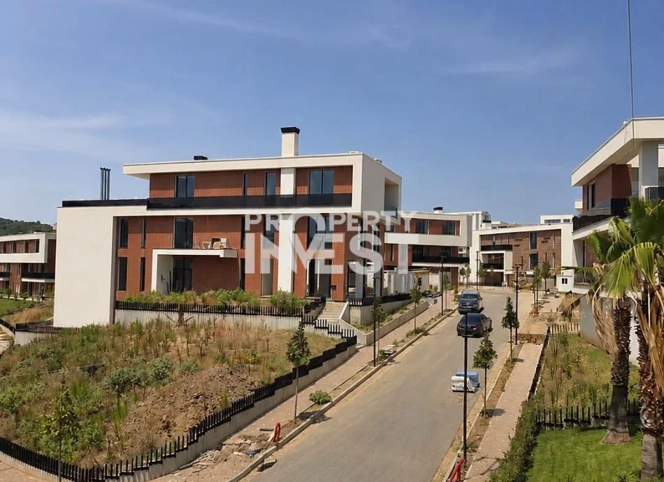 Tirane, shitet apartament 3+1 Kati 2, 233 m² 600.000 € (Mjull Bathore)