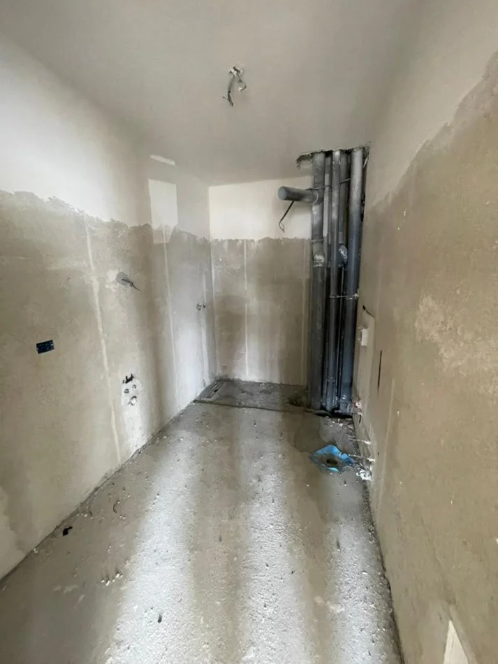 Tirane, shitet apartament 1+1+1ballkon Kati 6, 83 m² 132.000 € (fusha e aviacionit (turdiu))