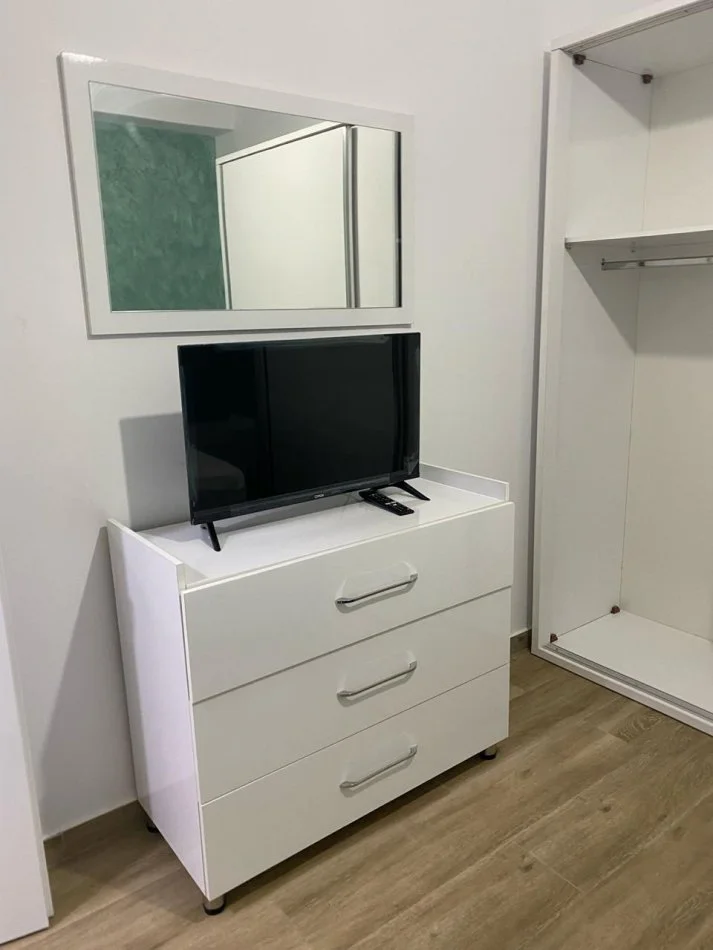 Tirane, jepet me qera 1+1 Kati 2, 50 m² 400 € (Rruga "Fuat Toptani")